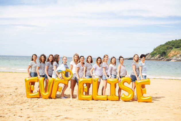 Séance photo Evjf à Saint Sébastien photographié par Laurie Perier Photographie