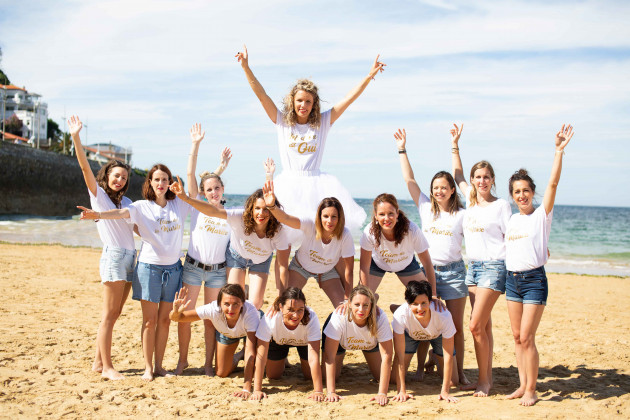 Shooting photo Evjf à Saint Sébastien photographié par Laurie Perier Photographie