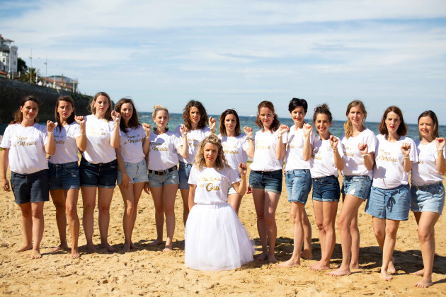 Shooting photo Evjf à Saint Sébastien photographié par Laurie Perier Photographie